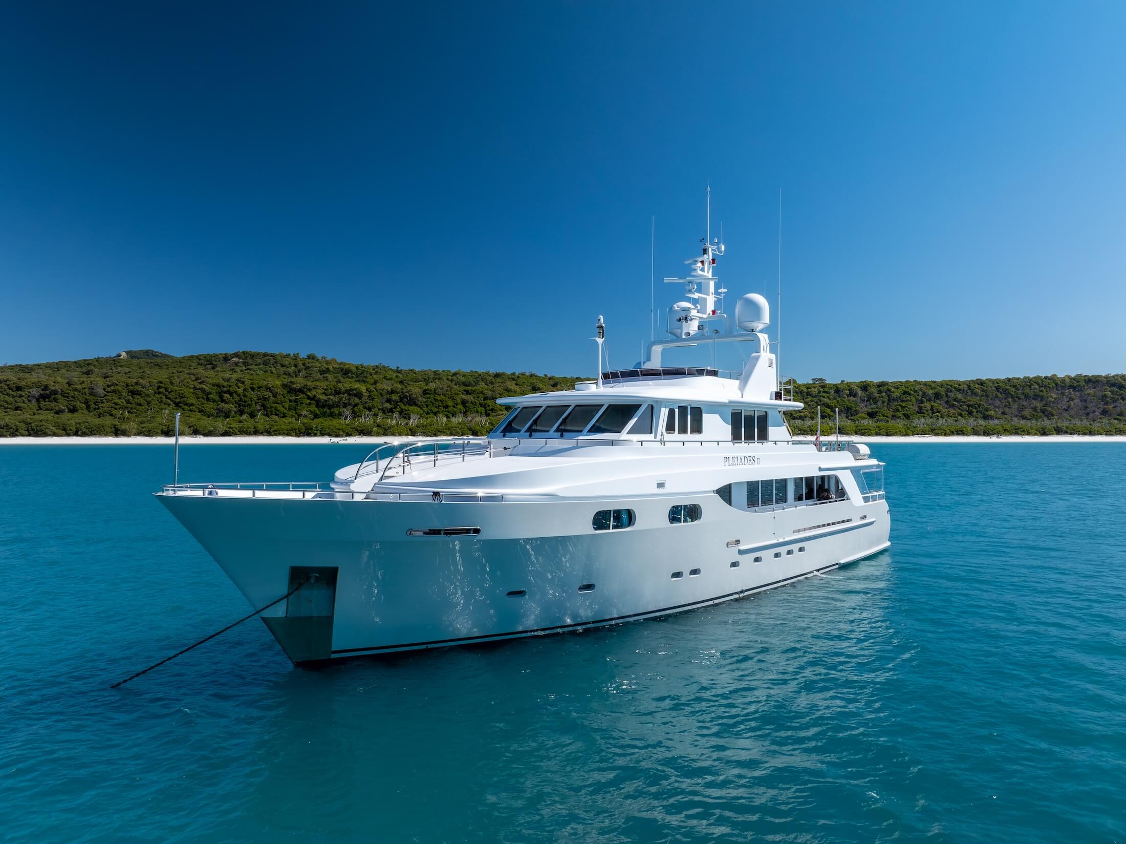 Charter the Pleiades II Yacht | 37South